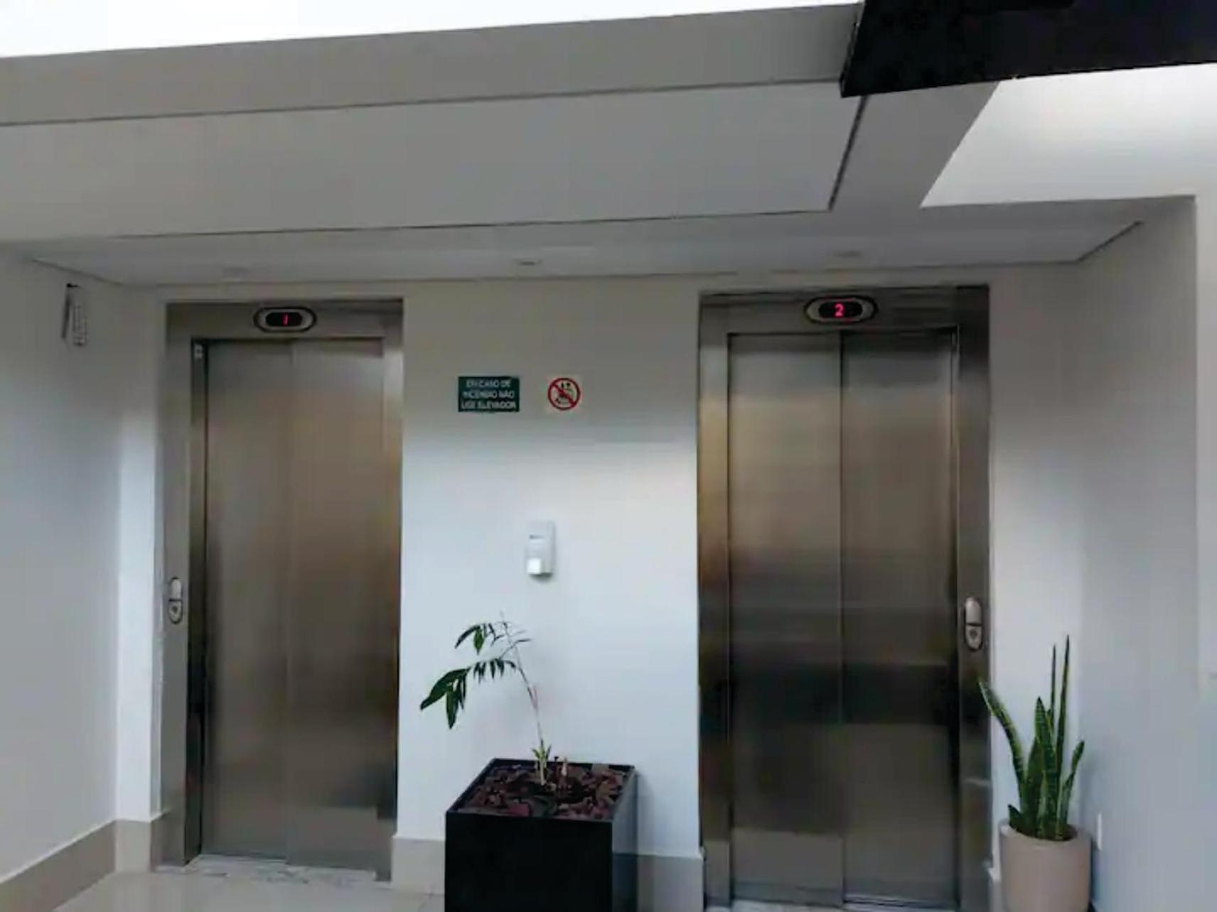 Apto 201 Com Varanda, Self Check-In, Ar, Tv E 14Km Aeroporto Lagoa Santa  Exterior foto